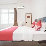 Oyo 332 Residence G17