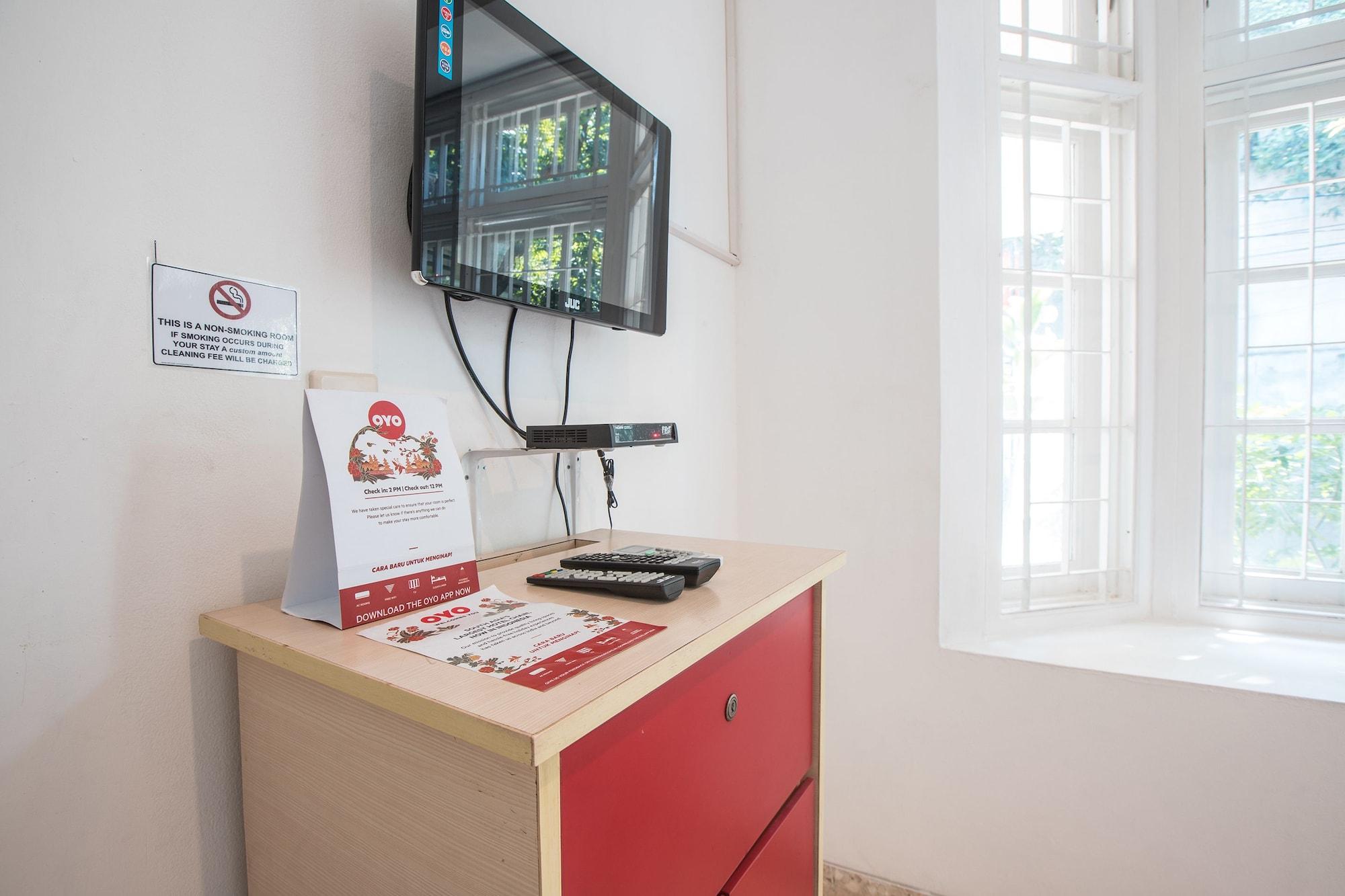 Hotel Oyo 332 G17 Jakarta